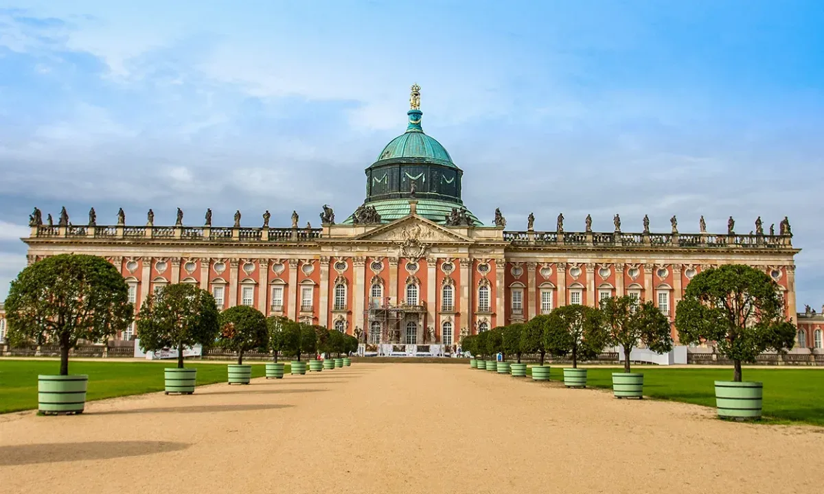 Schwimmbadreinigung in Potsdam